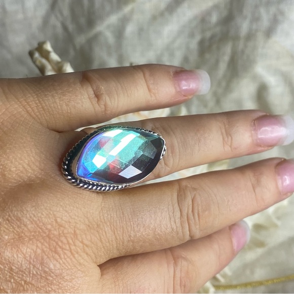 Sparkly Rainbow Mystic Topaz faceted cut statement ring - Picture 7 of 12